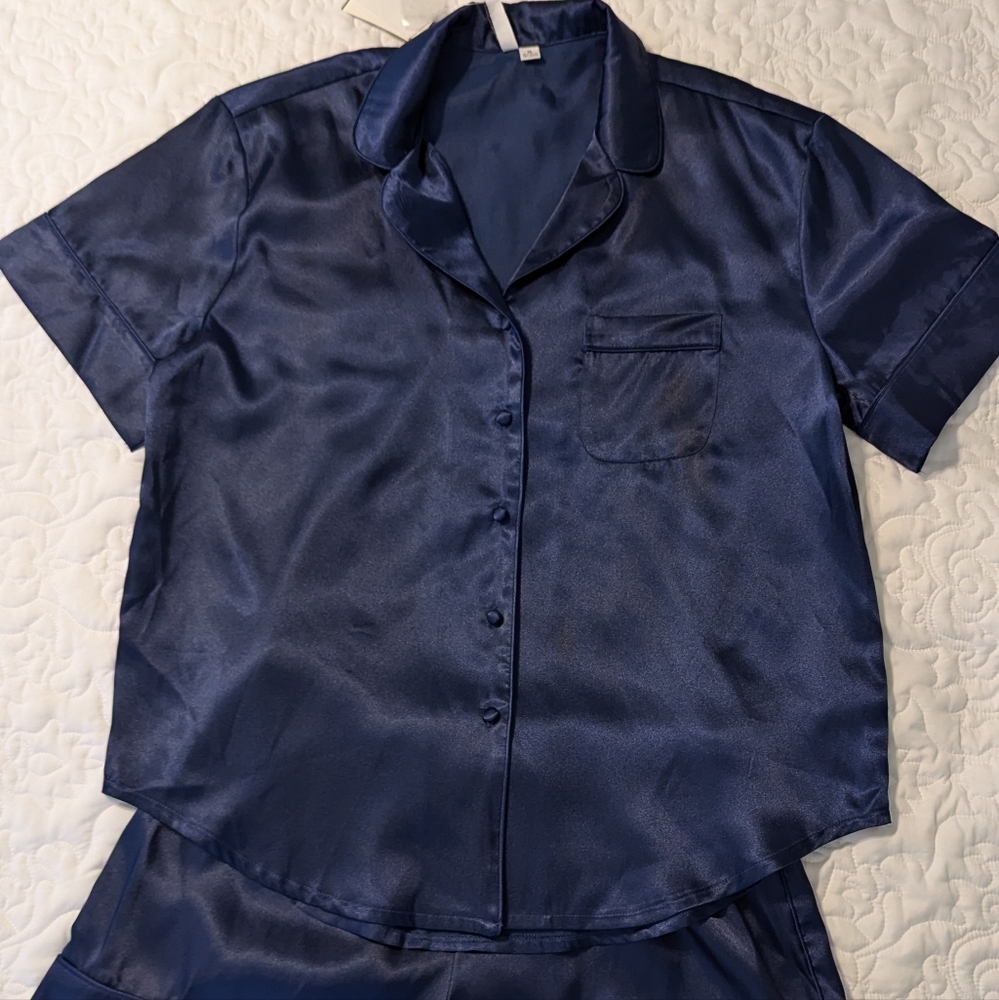 NWT Satin Night Set